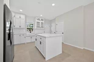 10594 Rustling Oaks Dr, Conroe, TX 77303 - Photo 11