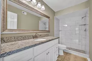 770 Memorial Mews St, Houston, TX 77079 - Photo 11