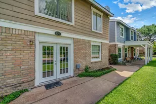 770 Memorial Mews St, Houston, TX 77079 - Photo 13