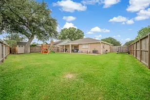 2802 Park Meadows Ave, Deer Park, TX 77536 - Photo 15