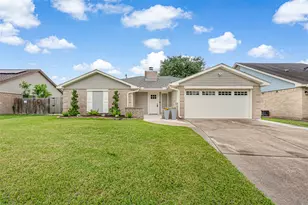 2802 Park Meadows Ave, Deer Park, TX 77536 - Photo 1
