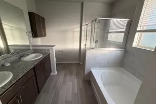 24814 Crimson Pine Dr, Houston, TX 77336 - Photo 5