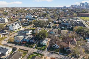 1222 Genova St, Houston, TX 77009 - Photo 3