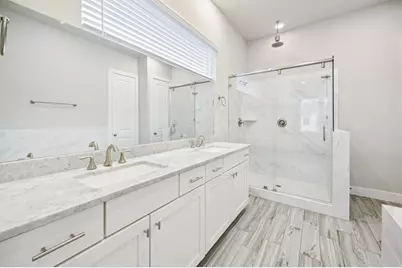 910 W 35th Street #C, Houston, TX 77018 - Photo 3