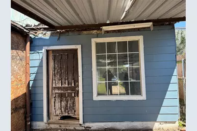 7323 Dallas Street, Houston, TX 77011 - Photo 3