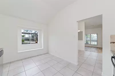1002 Afton Court, Tomball, TX 77375 - Photo 15