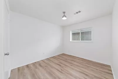 1002 Afton Court, Tomball, TX 77375 - Photo 17