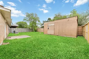 1002 Afton Ct, Tomball, TX 77375 - Photo 33