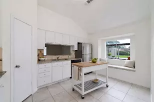 1002 Afton Ct, Tomball, TX 77375 - Photo 11