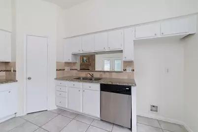 1002 Afton Court, Tomball, TX 77375 - Photo 13