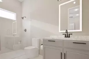 7841 Sunnyhill St, Houston, TX 77088 - Photo 9