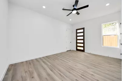 7935 Sunnyhill Street, Houston, TX 77088 - Photo 3