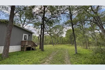 563 Forrest Lawn, Wharton, TX 77488 - Photo 9