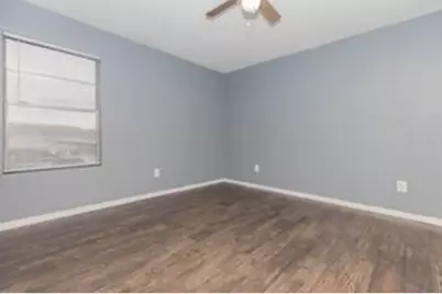 801 S Allen Genoa Road #25, Houston, TX 77587 - Photo 9