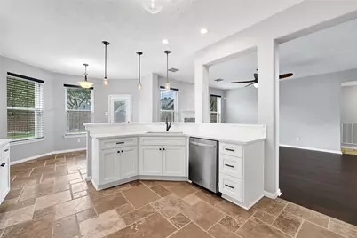 10219 S Sable Trail Lane, Houston, TX 77064 - Photo 5