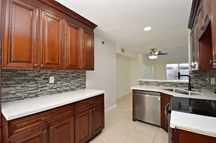 9023 Rue Cambon St, Houston, TX 77074 - Photo 5