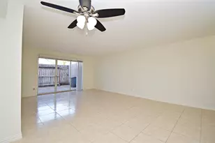9023 Rue Cambon St, Houston, TX 77074 - Photo 3