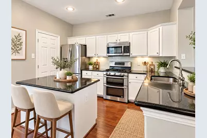 96 S Piper Trace, The Woodlands, TX 77381 - Photo 7