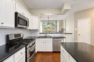 96 S Piper Trace, The Woodlands, TX 77381 - Photo 11