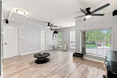 13507 Willow Heights Court, Houston, TX 77059 - Photo 25