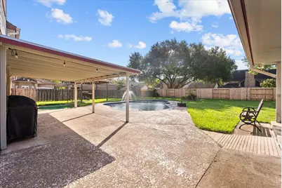 1016 Glenshannon Avenue, Friendswood, TX 77546 - Photo 11