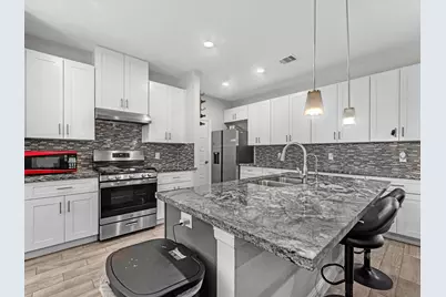 4122 Brookston Street, Houston, TX 77045 - Photo 9