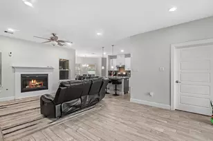 4122 Brookston St, Houston, TX 77045 - Photo 5