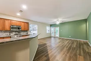 14310 Eastern Redbud Ln, Houston, TX 77044 - Photo 9