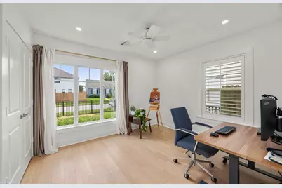 945 Dorothy Street, Houston, TX 77008 - Photo 23