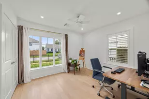 945 Dorothy St, Houston, TX 77008 - Photo 23