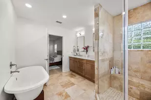945 Dorothy St, Houston, TX 77008 - Photo 29
