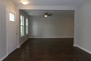 5783 Westover St, Houston, TX 77033 - Photo 3