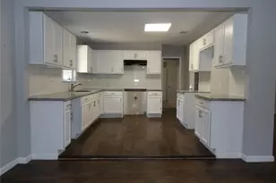 5783 Westover St, Houston, TX 77033 - Photo 5