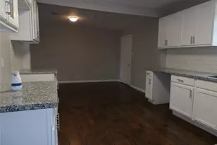 5783 Westover St, Houston, TX 77033 - Photo 7