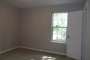5783 Westover St, Houston, TX 77033 - Photo 9