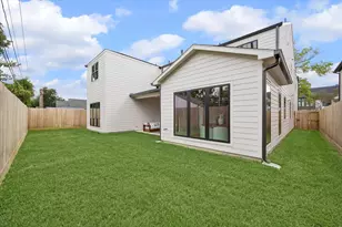 1514 Gardenia Dr, Houston, TX 77018 - Photo 39