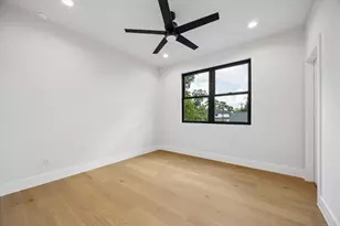 1514 Gardenia Dr, Houston, TX 77018 - Photo 33