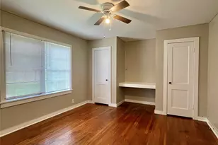 718 E Wilkins St, Angleton, TX 77515 - Photo 7