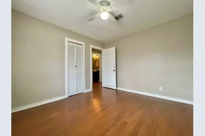 718 E Wilkins Street, Angleton, TX 77515 - Photo 11