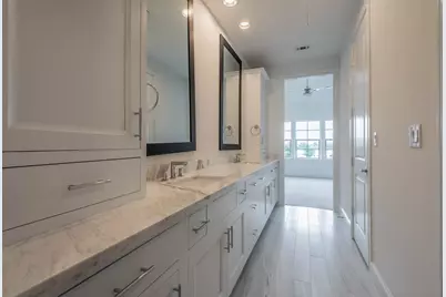 4057 Leeland Street, Houston, TX 77023 - Photo 29