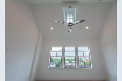 4057 Leeland Street, Houston, TX 77023 - Photo 25