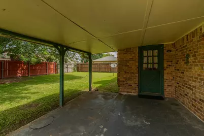 2734 13th St, Port Neches, TX 77651 - Photo 7