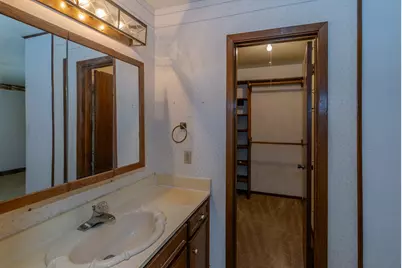 2734 13th St, Port Neches, TX 77651 - Photo 23