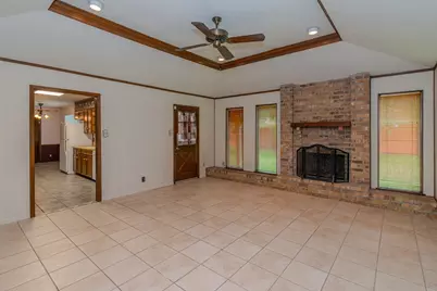 2734 13th St, Port Neches, TX 77651 - Photo 9