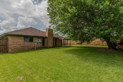 2734 13th St, Port Neches, TX 77651 - Photo 5