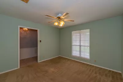 2734 13th St, Port Neches, TX 77651 - Photo 25