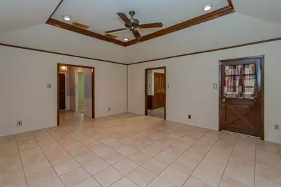 2734 13th St, Port Neches, TX 77651 - Photo 11