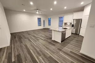 1606 Happy Vly St, Montgomery, TX 77316 - Photo 3