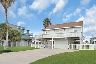 22110 Deaf P Smith Dr, Galveston, TX 77554 - Photo 5
