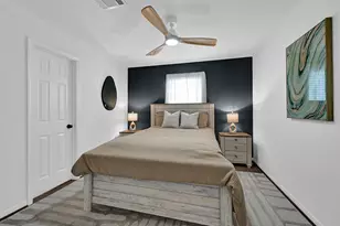 22110 Deaf P Smith Dr, Galveston, TX 77554 - Photo 15